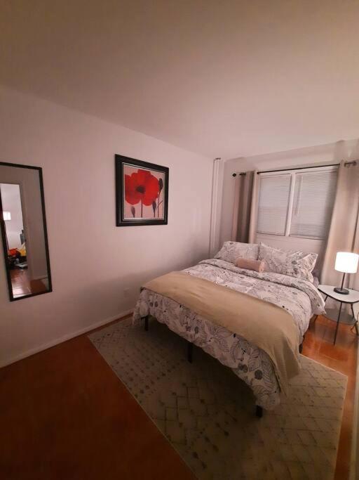 Pet Friendly Apartment Minutes From Nyc! West New York Exterior photo